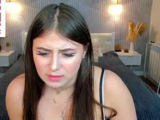 Crystal-lace  live sex cam