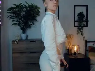 Elenoramowatt  live sex cam