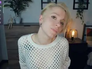 Elenoramowatt  live sex cam