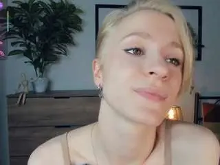 Elenoramowatt  live sex cam
