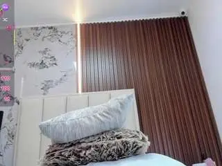 Madyrowan  live sex cam