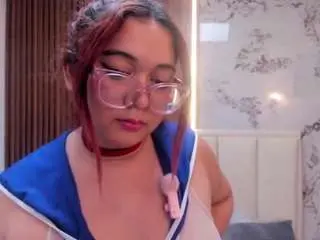 Madyrowan  live sex cam