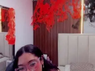 Madyrowan  live sex cam