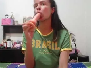 Nathaly-jones  live sex cam