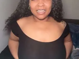 Yourmamisilkx  live sex cam