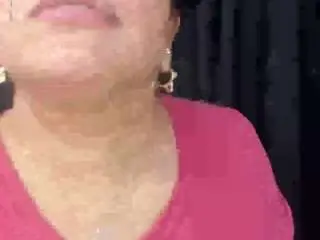 Arethaozz  live sex cam