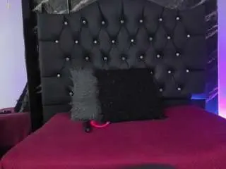 Arethaozz  live sex cam
