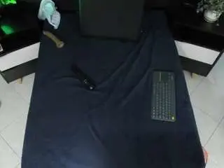Arethaozz  live sex cam