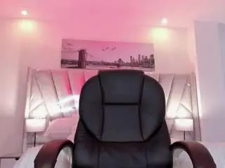 Laylaa-breezee  live sex cam