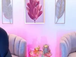 Laylaa-breezee  live sex cam