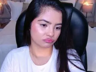 Laylaa-breezee  live sex cam