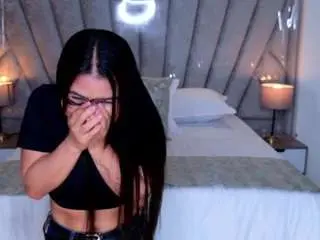 Laylaa-breezee  live sex cam