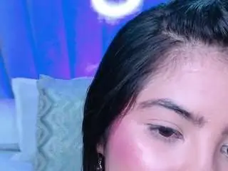 Laylaa-breezee  live sex cam