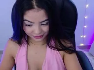 Laylaa-breezee  live sex cam