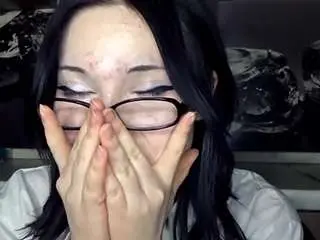 Lilarobidoux  live sex cam