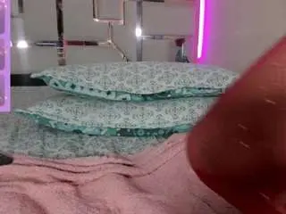 Luna-maisonn  live sex cam