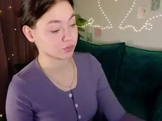 Meow-mellie  live sex cam