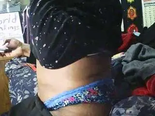 Gardeniafields  live sex cam