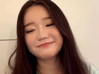 Martinabevly  live sex cam