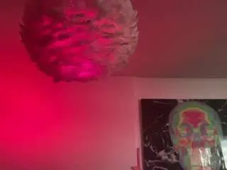 Tapthatpiper  live sex cam