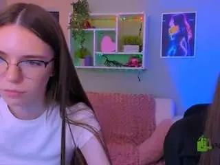 Betty-noir  live sex cam