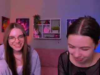 Betty-noir  live sex cam