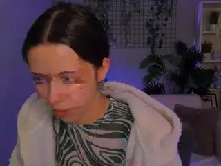 Betty-noir  live sex cam