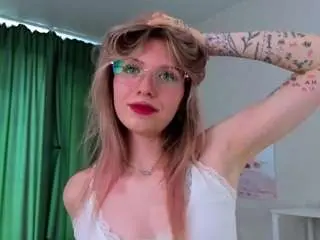 Ellislegrow  live sex cam