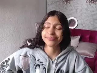 Evagirl69  live sex cam