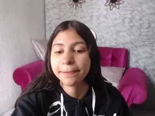 Evagirl69  live sex cam