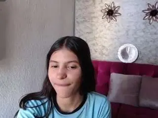 Evagirl69  live sex cam