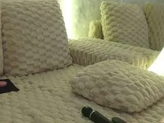 Monnyque  live sex cam