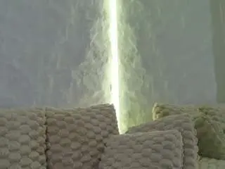 Monnyque  live sex cam