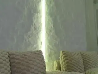 Monnyque  live sex cam