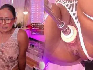 Victorianoir  live sex cam