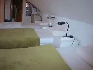 Voyeurcam-julmodels-bed-3  live sex cam