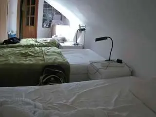 Voyeurcam-julmodels-bed-3  live sex cam