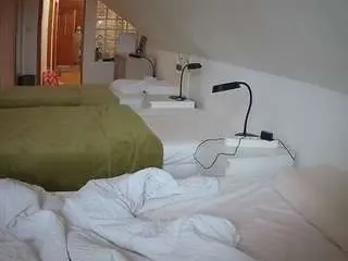 Voyeurcam-julmodels-bed-3  live sex cam