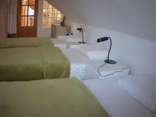 Voyeurcam-julmodels-bed-3  live sex cam