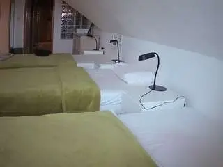 Voyeurcam-julmodels-bed-3  live sex cam