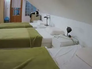 Voyeurcam-julmodels-bed-3  live sex cam