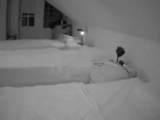 Voyeurcam-julmodels-bed-3  live sex cam