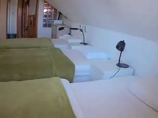 Voyeurcam-julmodels-bed-3  live sex cam