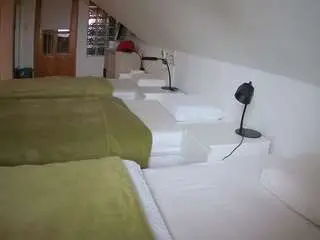 Voyeurcam-julmodels-bed-3  live sex cam