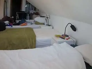 Voyeurcam-julmodels-bed-3  live sex cam