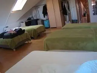 Voyeurcam-julmodels-bed-3  live sex cam
