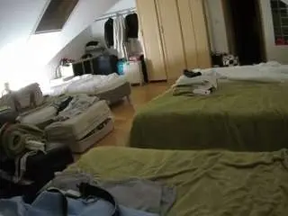 Voyeurcam-julmodels-bed-3  live sex cam