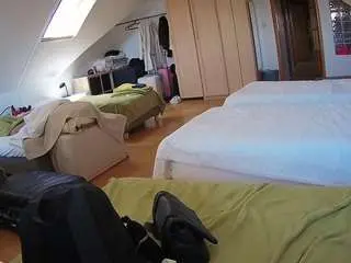 Voyeurcam-julmodels-bed-3  live sex cam