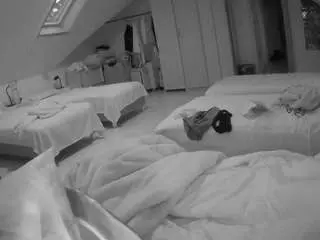 Voyeurcam-julmodels-bed-3  live sex cam