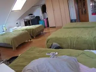 Voyeurcam-julmodels-bed-3  live sex cam